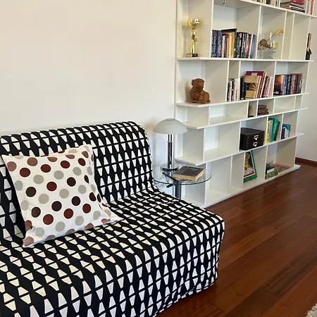Apartment Zvonarska *