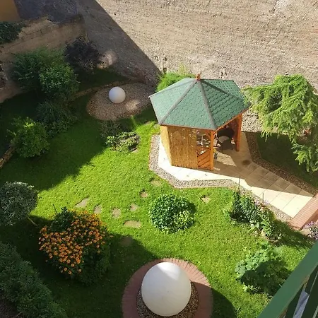 Zvonarska Apartment *